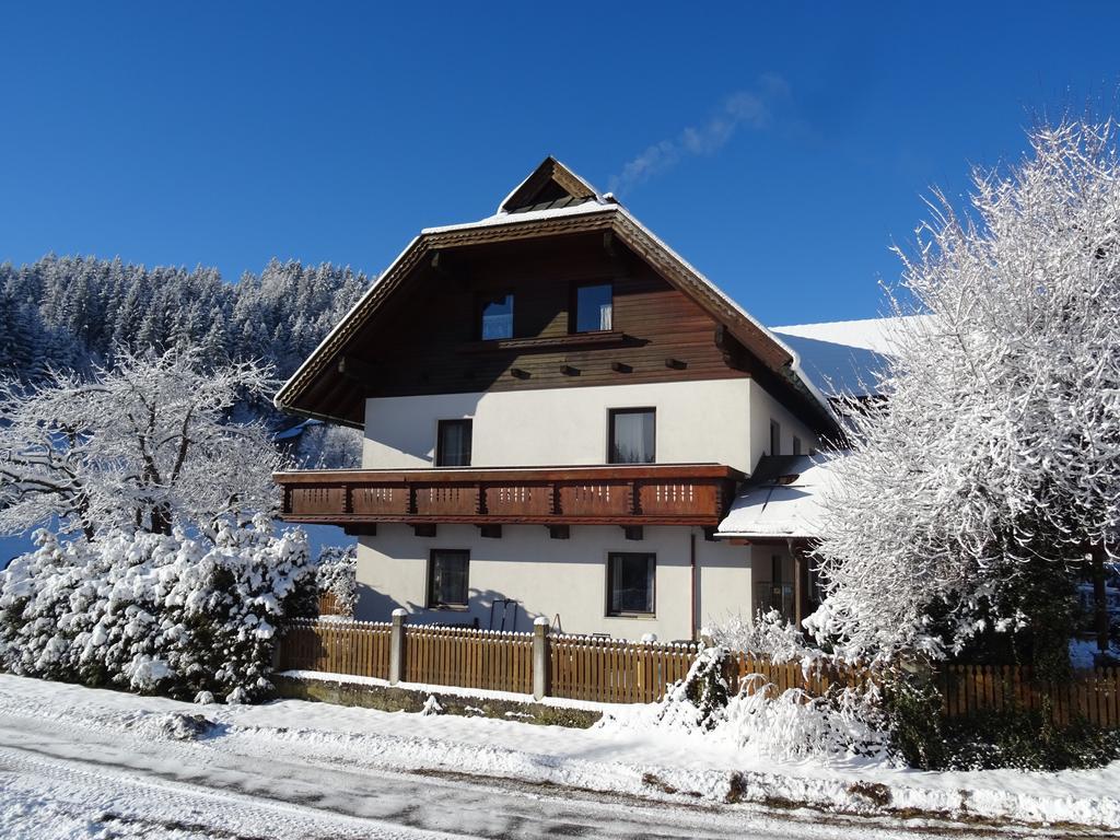 Ferienhaus Mitsche Villa Hermagor Bagian luar foto